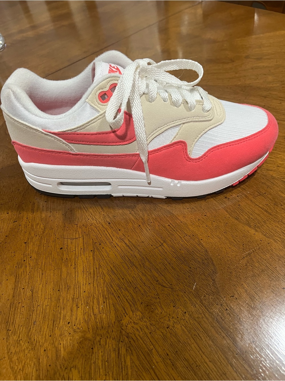 Nike White and Pink Low-Top Athletic Sneakers - Picture 3 of 5